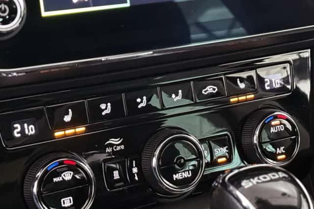 Škoda Superb (2022) thumbnail 27