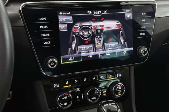 Škoda Superb (2022) thumbnail 28
