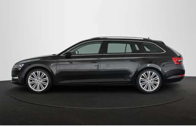 Škoda Superb (2022) thumbnail 36