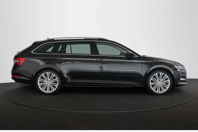 Škoda Superb (2022) thumbnail 37