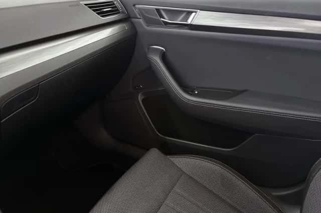 Škoda Superb (2022) thumbnail 49
