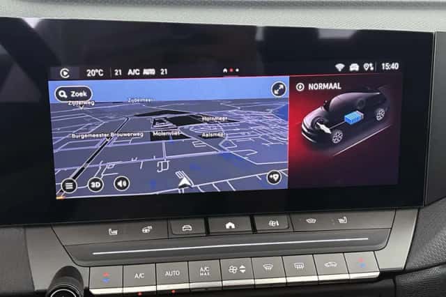 Opel Astra (2023) thumbnail 15
