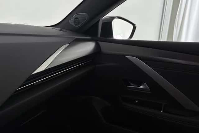 Opel Astra (2023) thumbnail 42