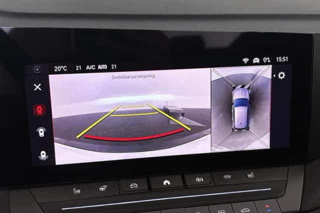 Opel Astra (2023) thumbnail 44