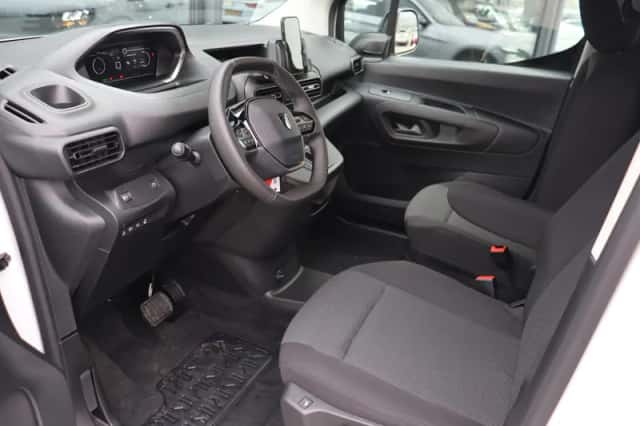 Peugeot E-Partner (2026) thumbnail 5