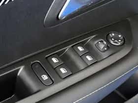 Peugeot 208 (2024) thumbnail 22