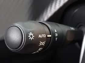 Peugeot 208 (2024) thumbnail 27