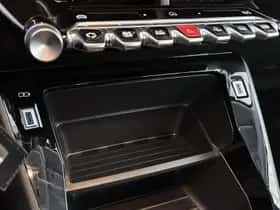 Peugeot 208 (2024) thumbnail 32