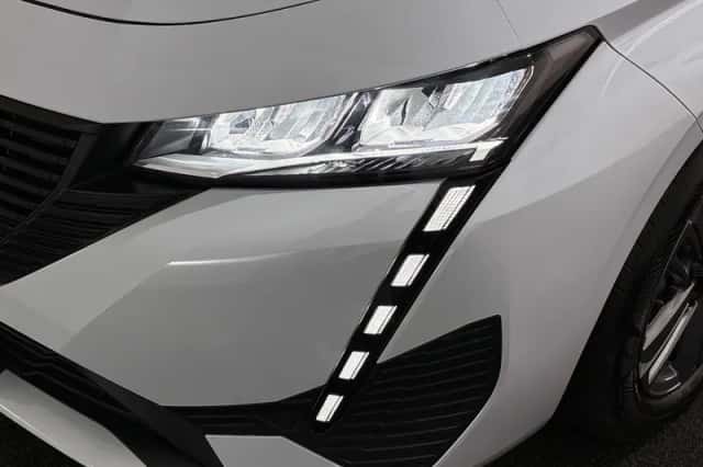 Peugeot 308 (2024) thumbnail 18