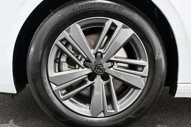 Peugeot 308 (2024) thumbnail 21