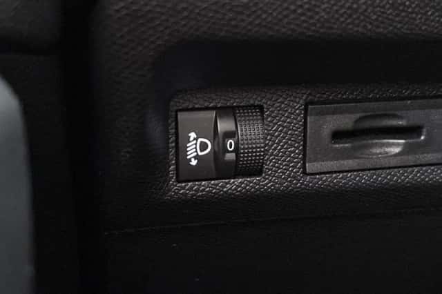 Peugeot 308 (2024) thumbnail 23