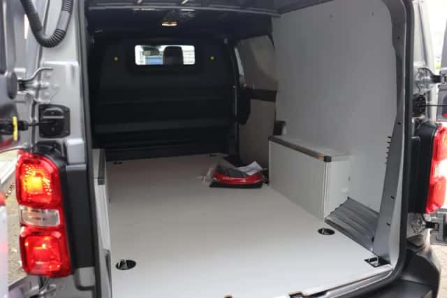 Opel Vivaro-e (2026) thumbnail 8