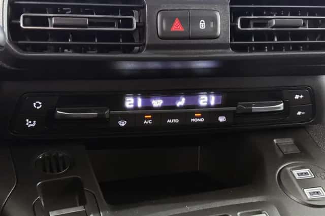 Opel Combo-e (2025) thumbnail 21