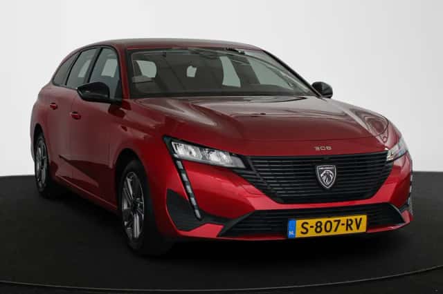 Peugeot 308 (2022) thumbnail 2