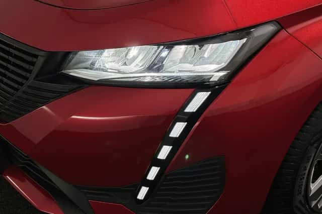 Peugeot 308 (2022) thumbnail 17
