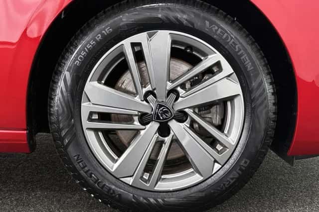 Peugeot 308 (2022) thumbnail 19
