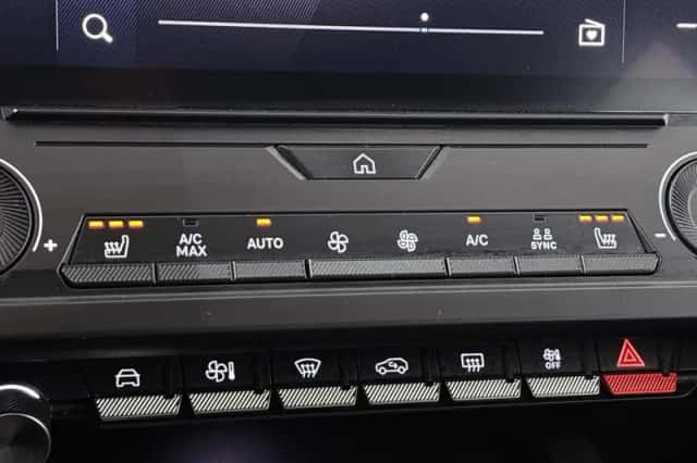 Peugeot 308 (2022) thumbnail 20