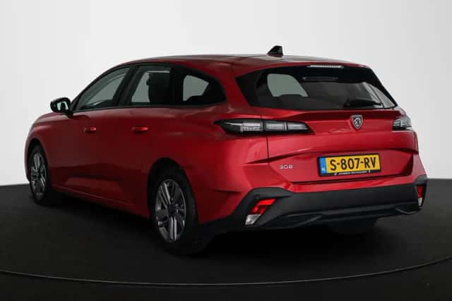 Peugeot 308 (2022) thumbnail 4