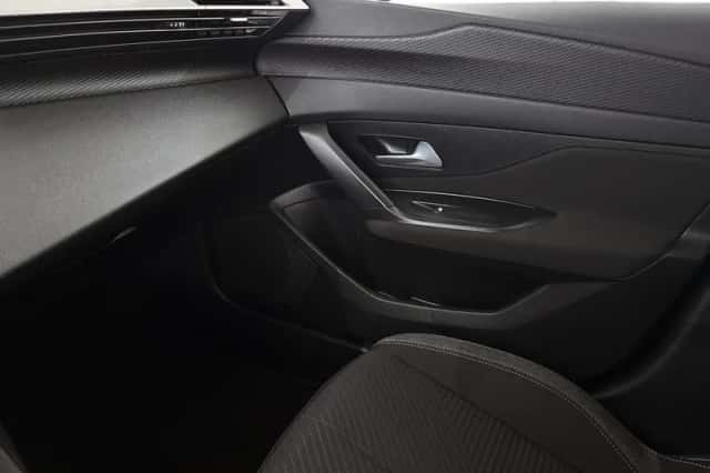 Peugeot 308 (2022) thumbnail 31