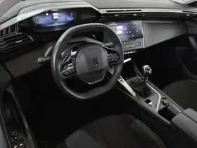 Peugeot 308 (2022) thumbnail 5