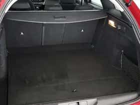 Peugeot 308 (2022) thumbnail 9