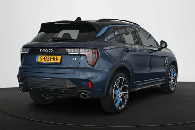 Lynk & Co 01 (2023) thumbnail 3