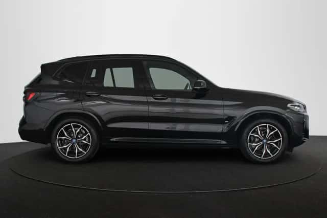 BMW X3 (2022) thumbnail 33
