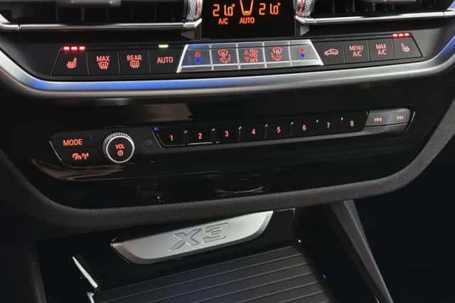BMW X3 (2022) thumbnail 41