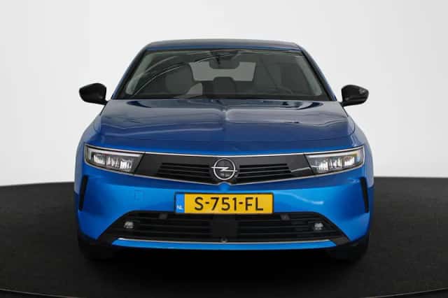 Opel Astra (2023) thumbnail 13