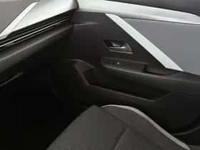 Opel Astra (2023) thumbnail 20