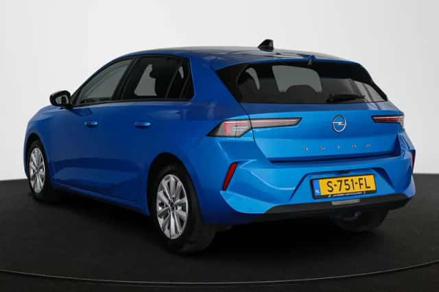 Opel Astra (2023) thumbnail 4
