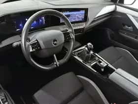 Opel Astra (2023) thumbnail 5