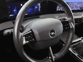 Opel Astra (2023) thumbnail 8