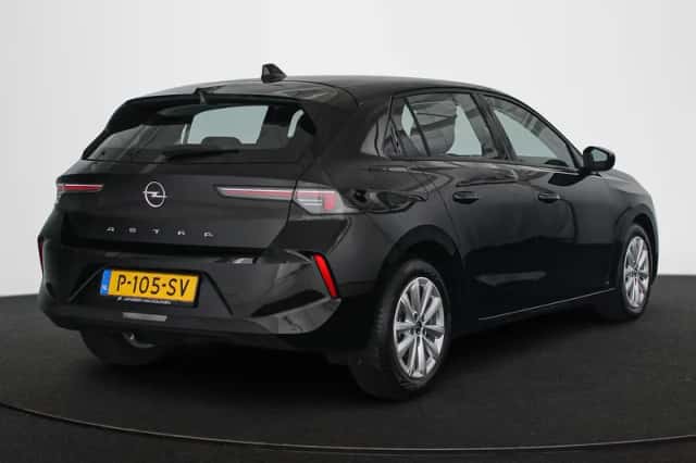 Opel Astra (2022) thumbnail 3