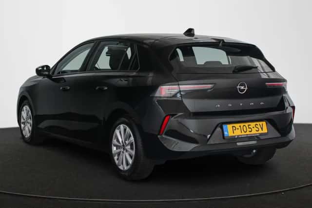 Opel Astra (2022) thumbnail 4