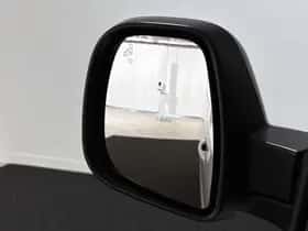 Opel Vivaro (2024) thumbnail 28