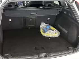 Volvo V60 (2020) thumbnail 11