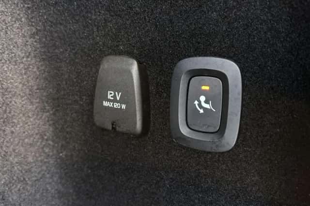 Volvo V60 (2020) thumbnail 48