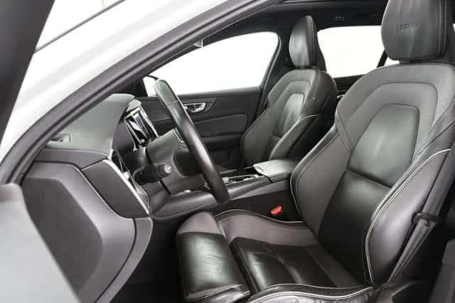 Volvo V60 (2020) thumbnail 6