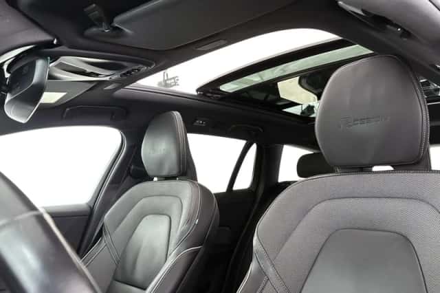 Volvo V60 (2020) thumbnail 8