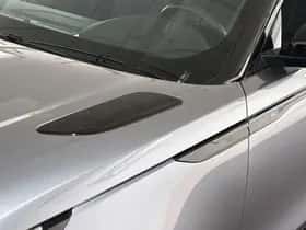 Land Rover Range Rover Velar (2023) thumbnail 41