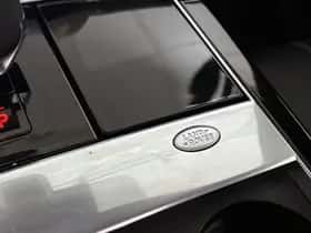 Land Rover Range Rover Velar (2023) thumbnail 46