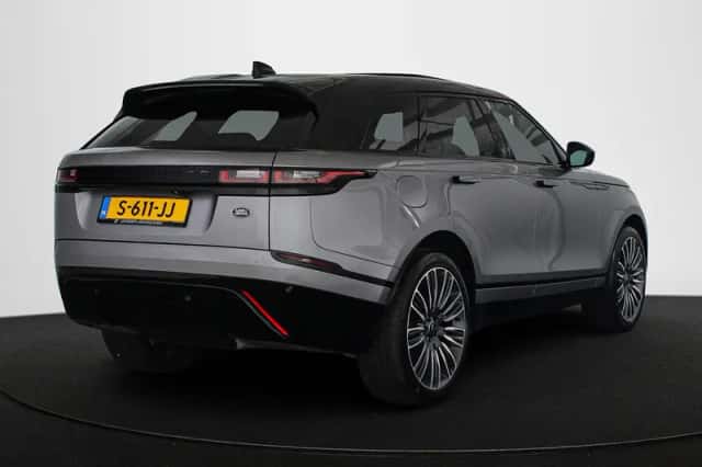 Land Rover Range Rover Velar (2023) thumbnail 3