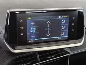 Peugeot e-208 (2023) thumbnail 19
