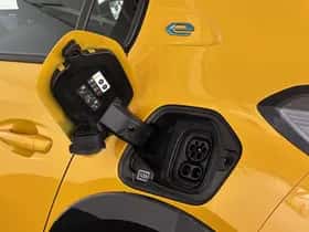 Peugeot e-208 (2023) thumbnail 24