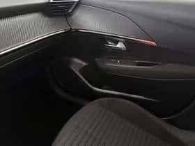 Peugeot e-208 (2023) thumbnail 31
