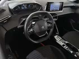 Peugeot e-208 (2023) thumbnail 5