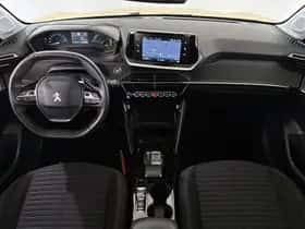 Peugeot e-208 (2023) thumbnail 7