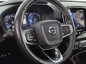 Volvo XC40 (2021) thumbnail 13
