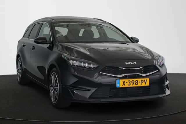 Kia Ceed Sportswagon (2024) thumbnail 2